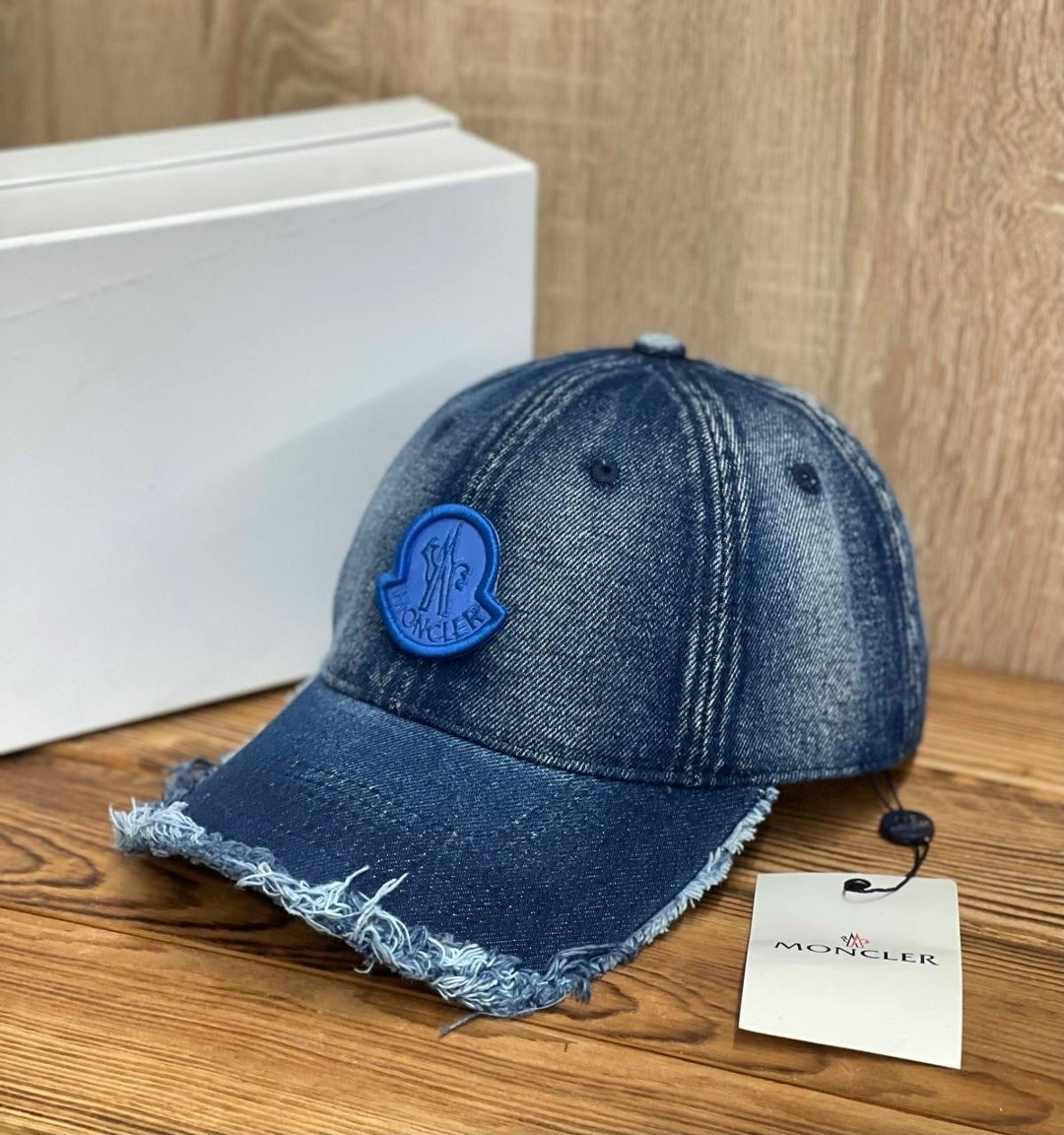 бейсболка moncler,стильная бейсболка,бейсболка брендовая,бейсболка,бейсболка кепка