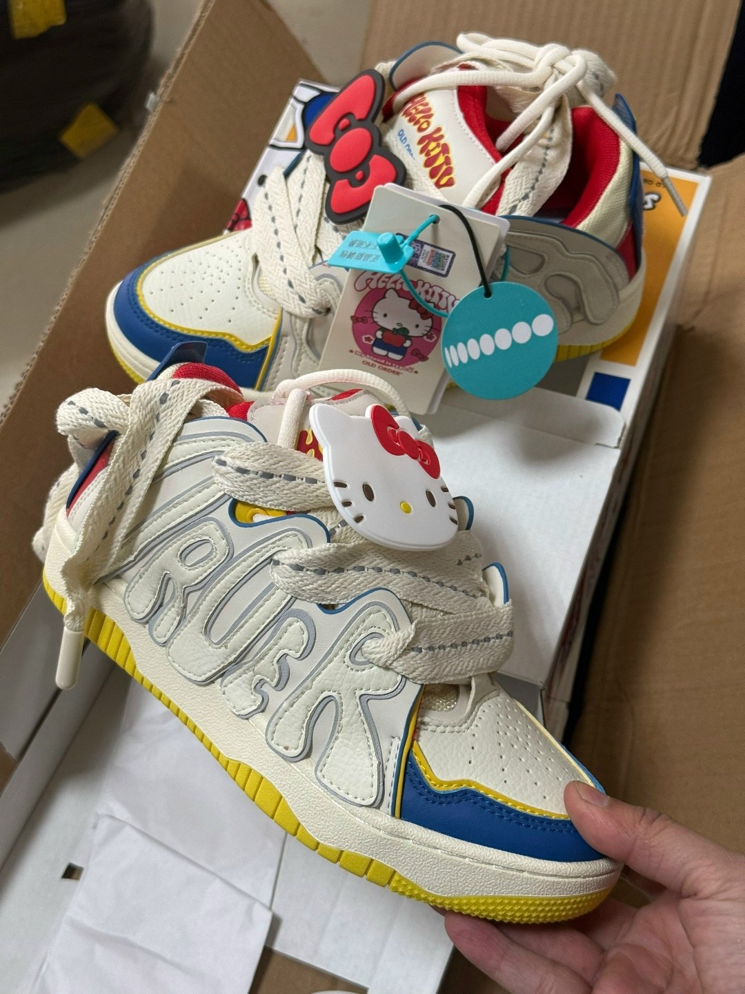 олд ордер кроссовки хеллоу китти,кроссовки хеллоу китти,санрио кроссовки,кроссовки hello kitty,кроссовки sanrio