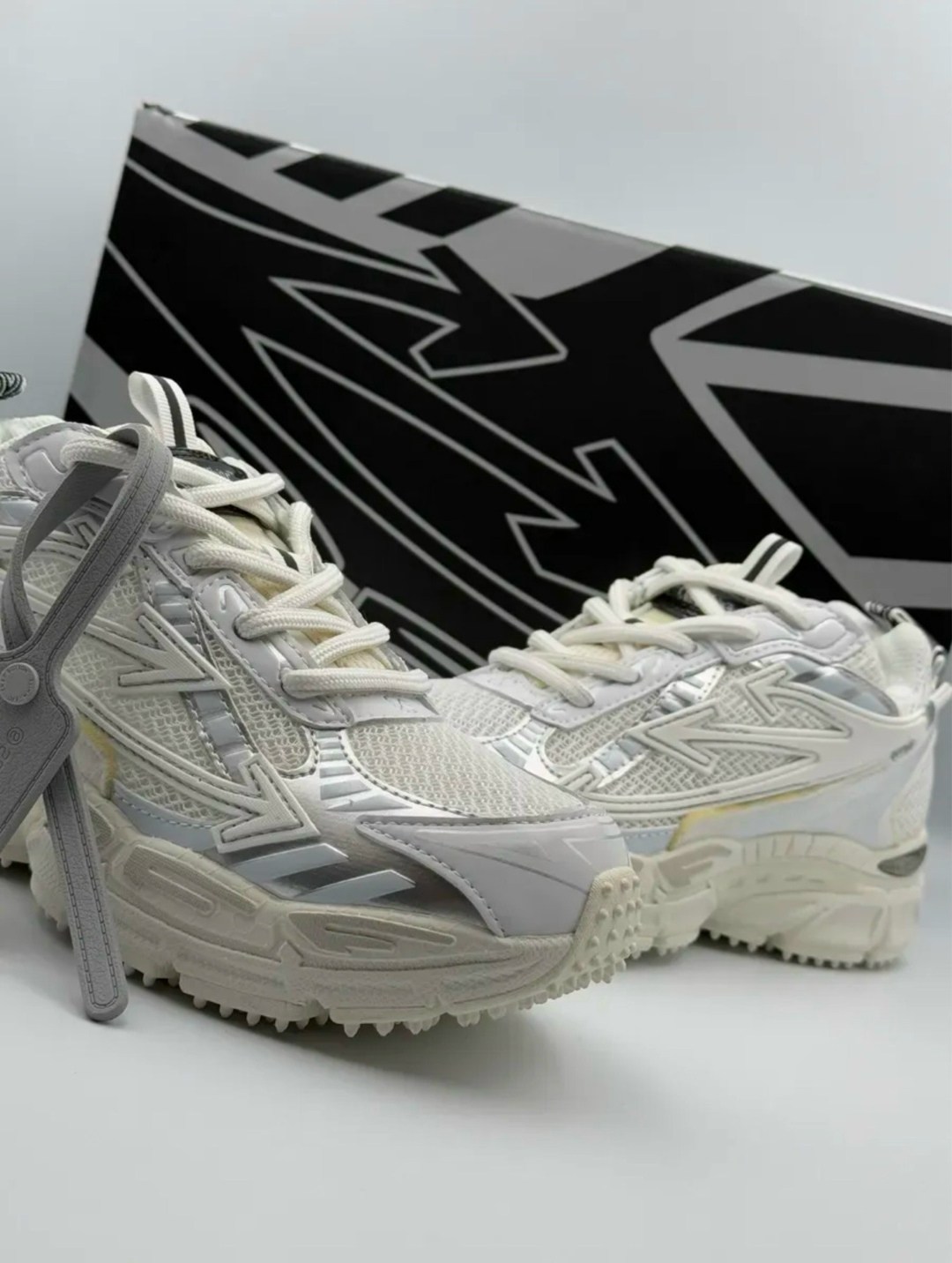 кроссовки off white be right back,кроссовки off white be right back цвет белый серебристый,кроссовки off white out of office,off-white кроссовки be right back белый,кроссовки off-white be right back с