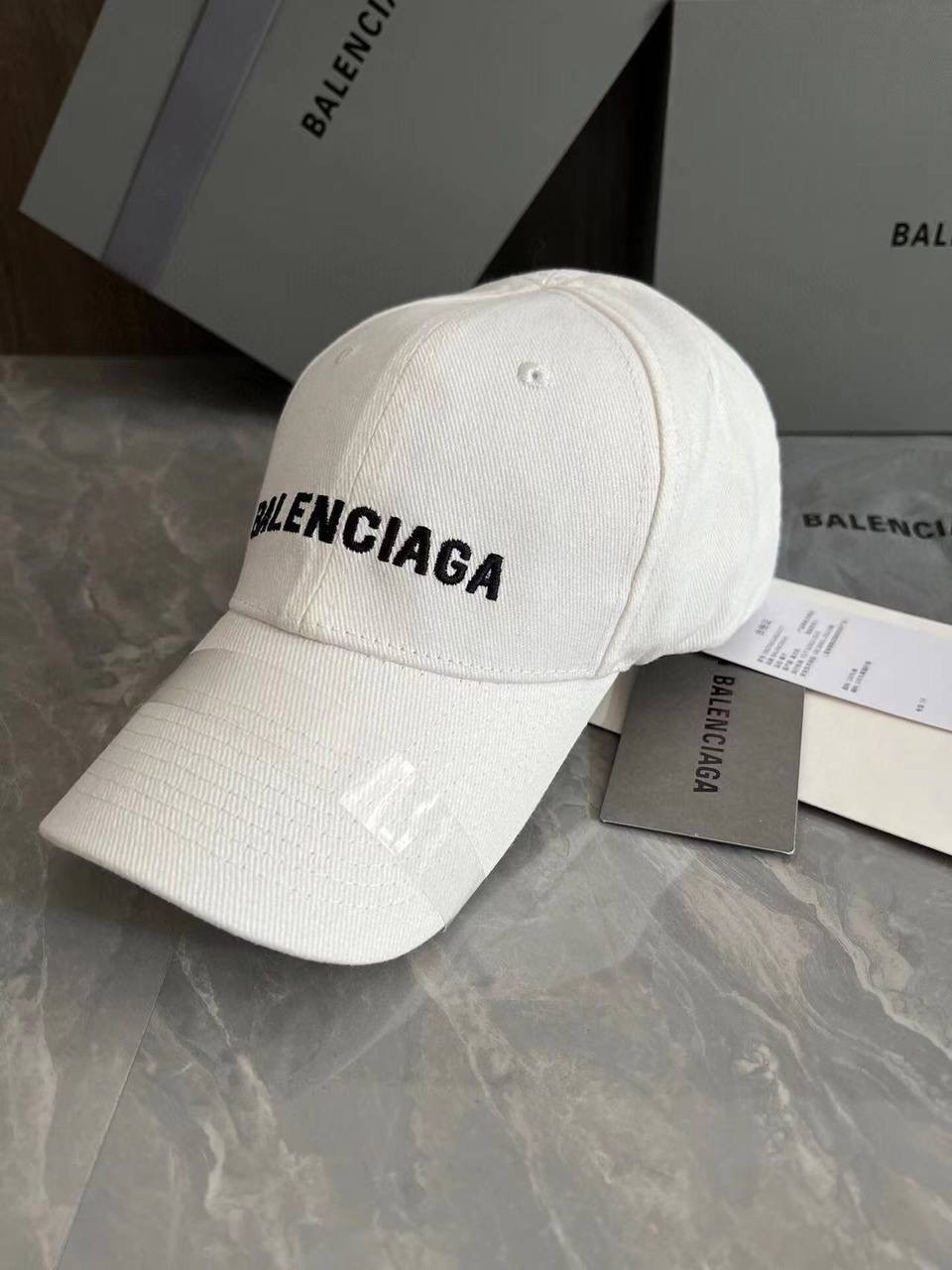 белая кепка баленсиага,бейсболка balenciaga,бейсболка баленсиага мужская,кепка balenciaga,баленсиага кепка