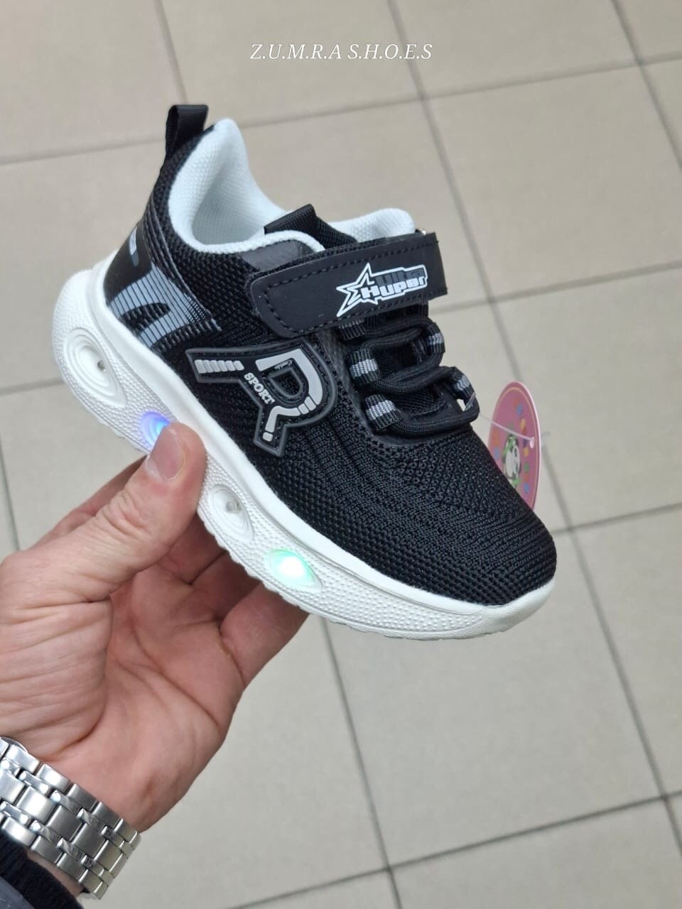 кроссовки для девочки светящиеся,детские кроссовки,кроссовки для девочек,кроссовки детские светящиеся,кроссовка детская