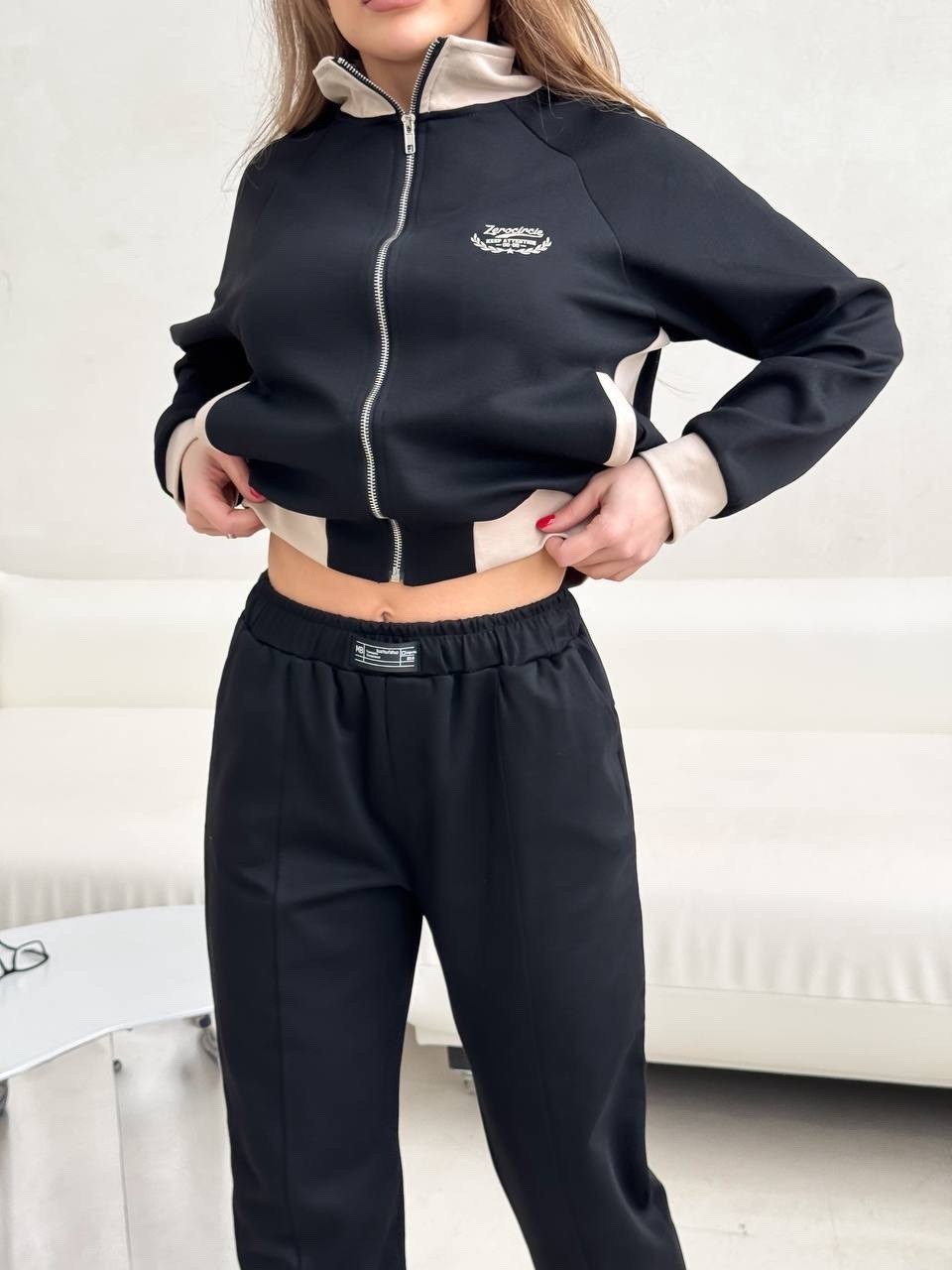 костюм спортивный женский,стильные костюмы,повседневные костюмы,костюм спортивные женские костюмы,спортивный костюм