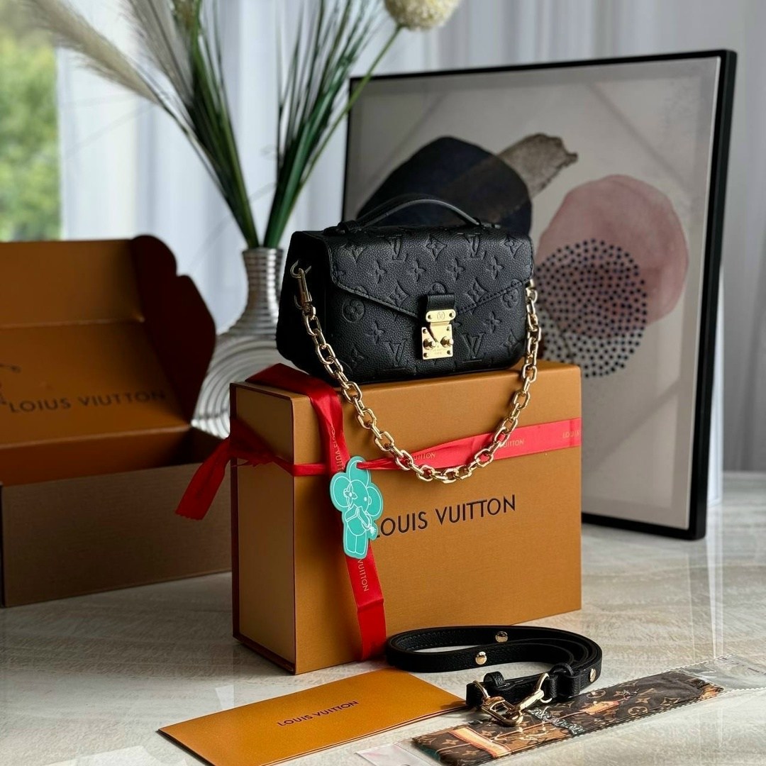 сумка женская louis vuitton,louis vuitton сумка,louis vuitton сумка на плечо,женская сумка на плечо louis vuitton,сумка pochette metis east west louis vuitton