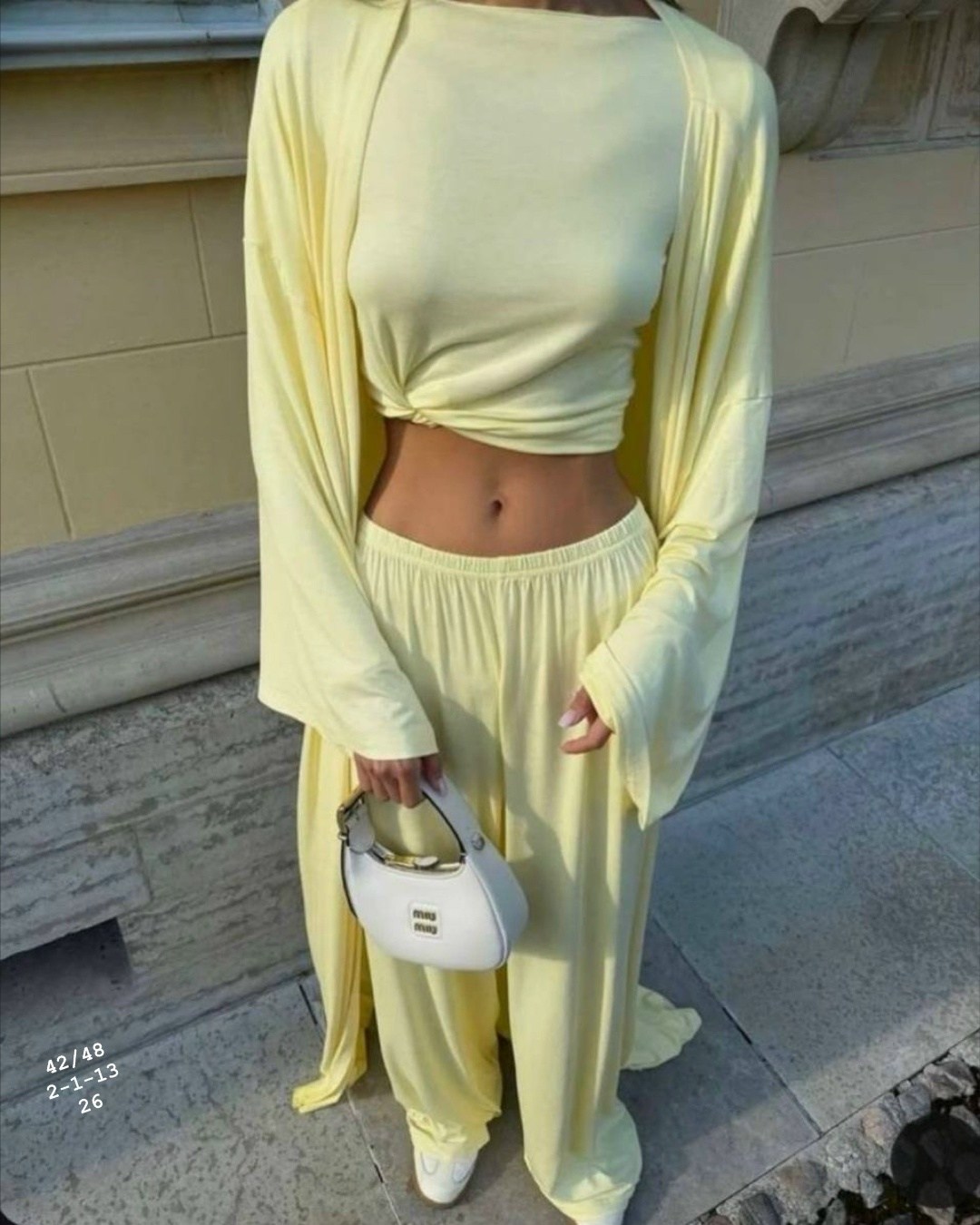 костюм с брюками палаццо,костюм тройка женский,брючный костюм,женские костюмы,костюм тройка с кардиганом