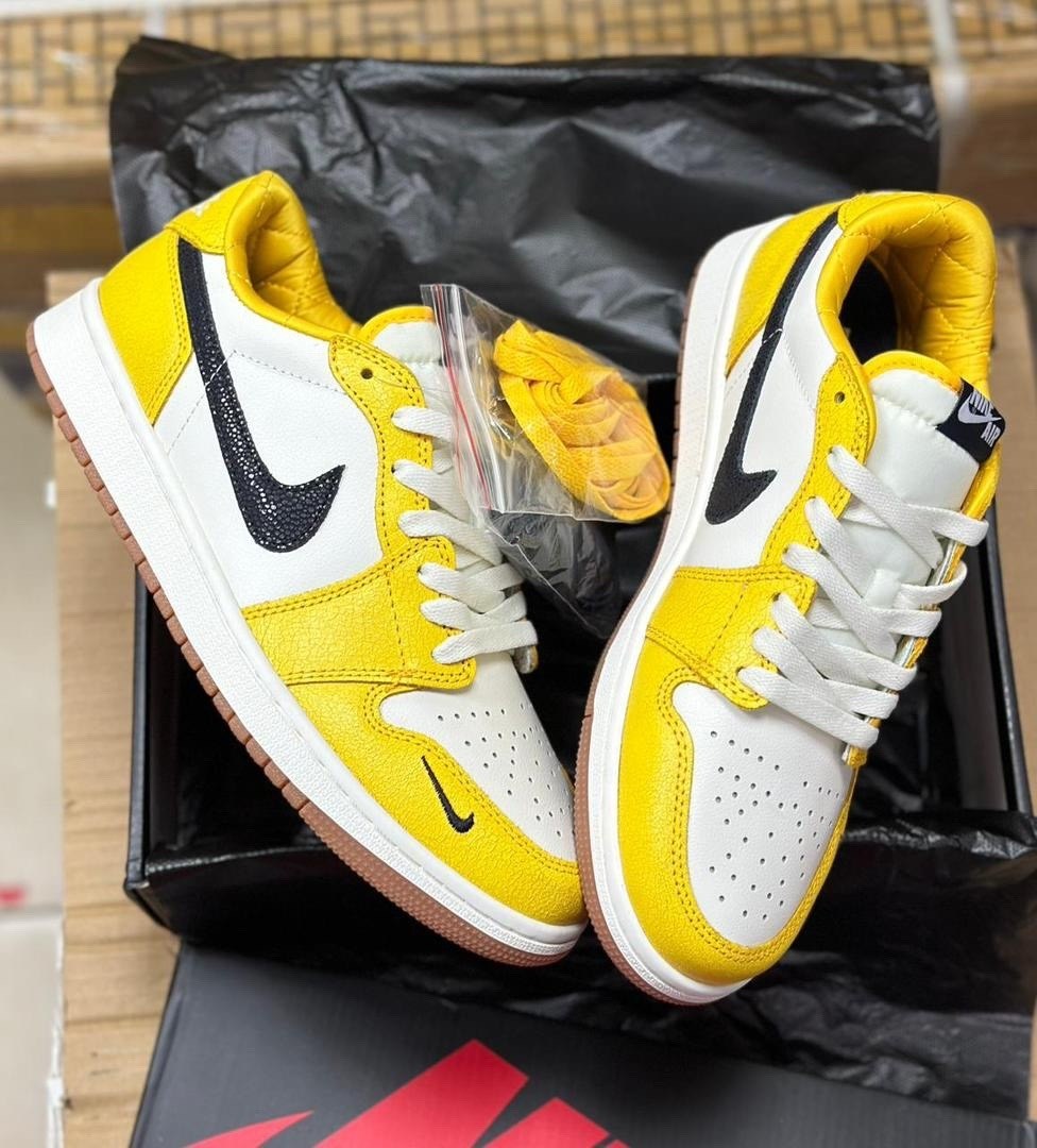 nike air jordan 1 low,air jordan 1 low,nike air jordan 1,air jordan 1 low university gold,кроссовки nike air jordan 1 low