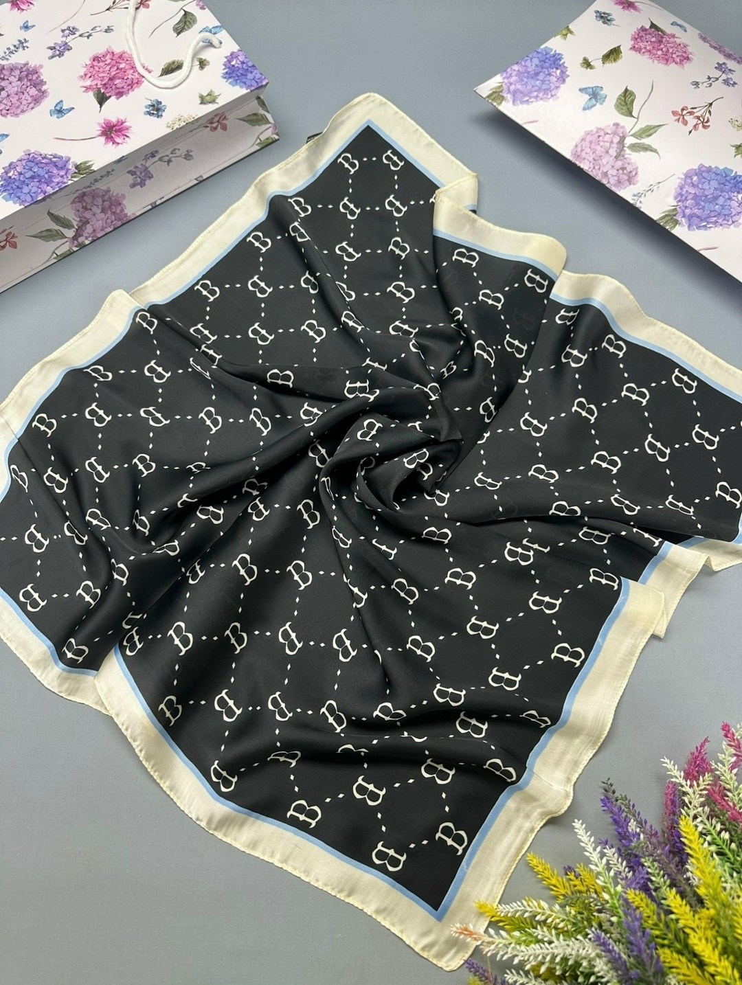 шелковые платки,женский шелковый шарф,шелковый шарф,шелковый женский платок,платки шейный