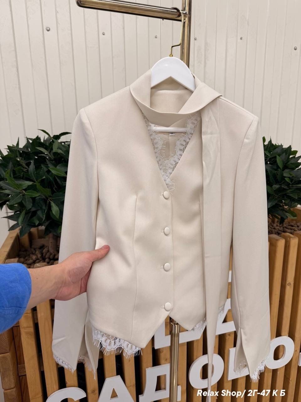 жакет,костюм,эсприт пиджак женский,женский пиджак,брючный костюм с кружевом