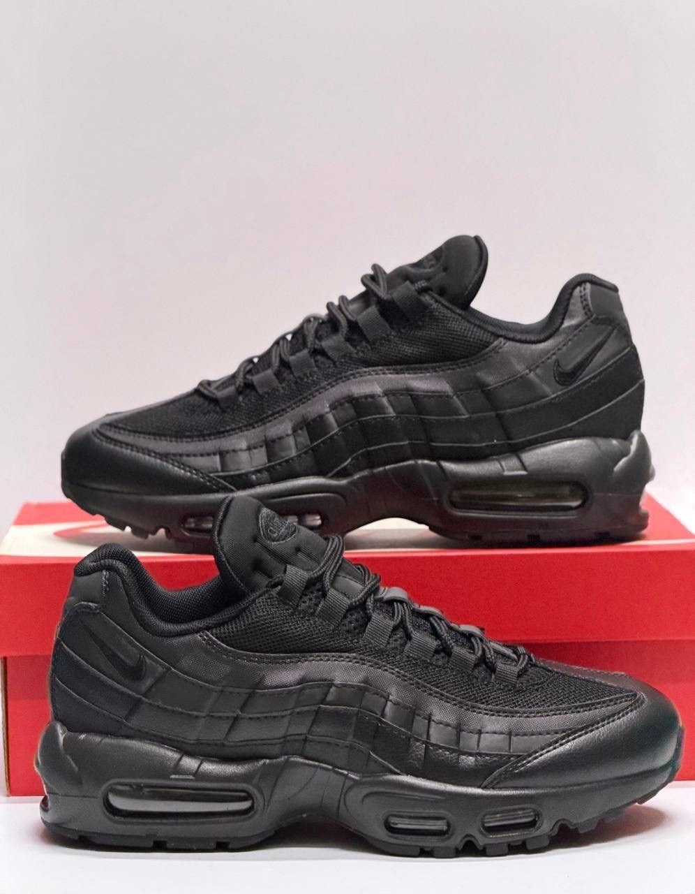 nike air max 95 triple black,nike air max 95 essential triple black,nike air max 95 essential,кроссовки nike air max 95,nike air max 95 black