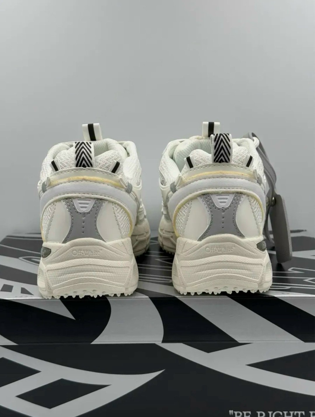 кроссовки off white be right back,кроссовки off white be right back цвет белый серебристый,кроссовки off white out of office,off-white кроссовки be right back белый,кроссовки off-white be right back с