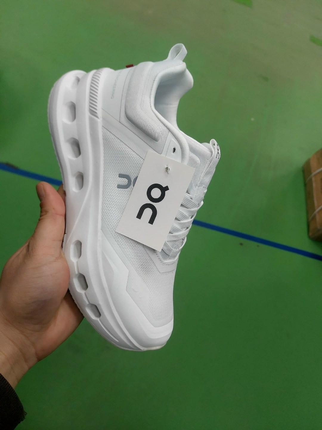 кроссовки,спортивные кроссовки,кроссовки женскиe,кроссовки on,спортивная