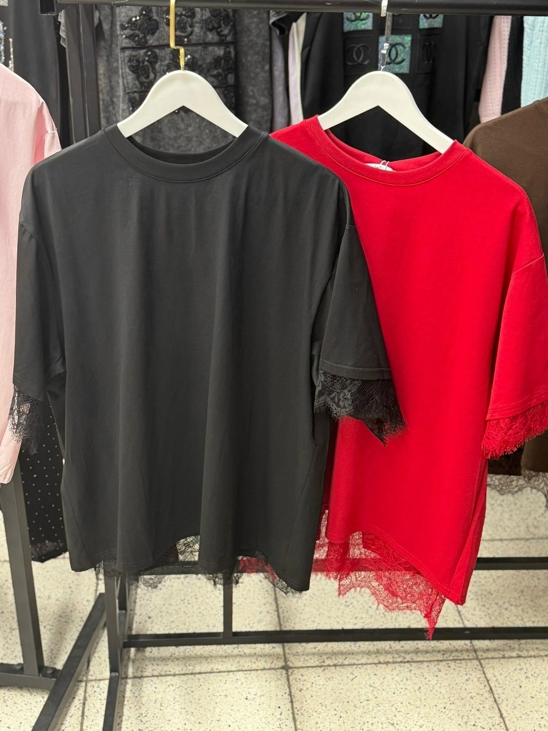 футболка с кружевами,майка с кружевами,футболка с кружевом,белая футболка с кружевом,женская футболка