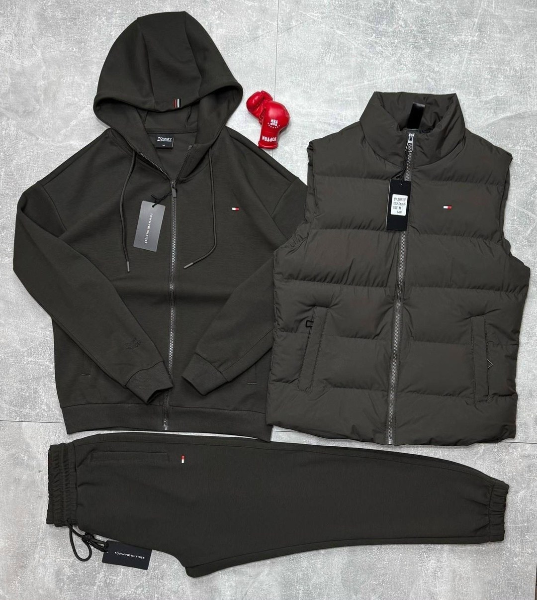 спортивный костюм томми хилфигер мужские,костюм спортивный tommy hilfiger,костюм спортивный,мужские спортивные костюмы,спортивный костюм томми хилфигер