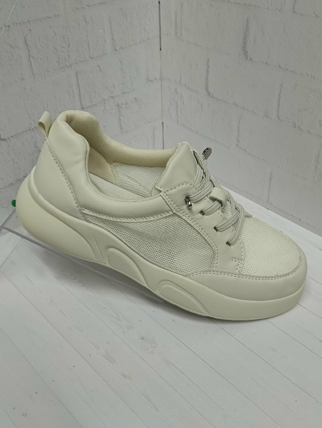 ,женские кроссовки,кроссовки летние женские,кроссовки для женщин,бежевые кроссовки