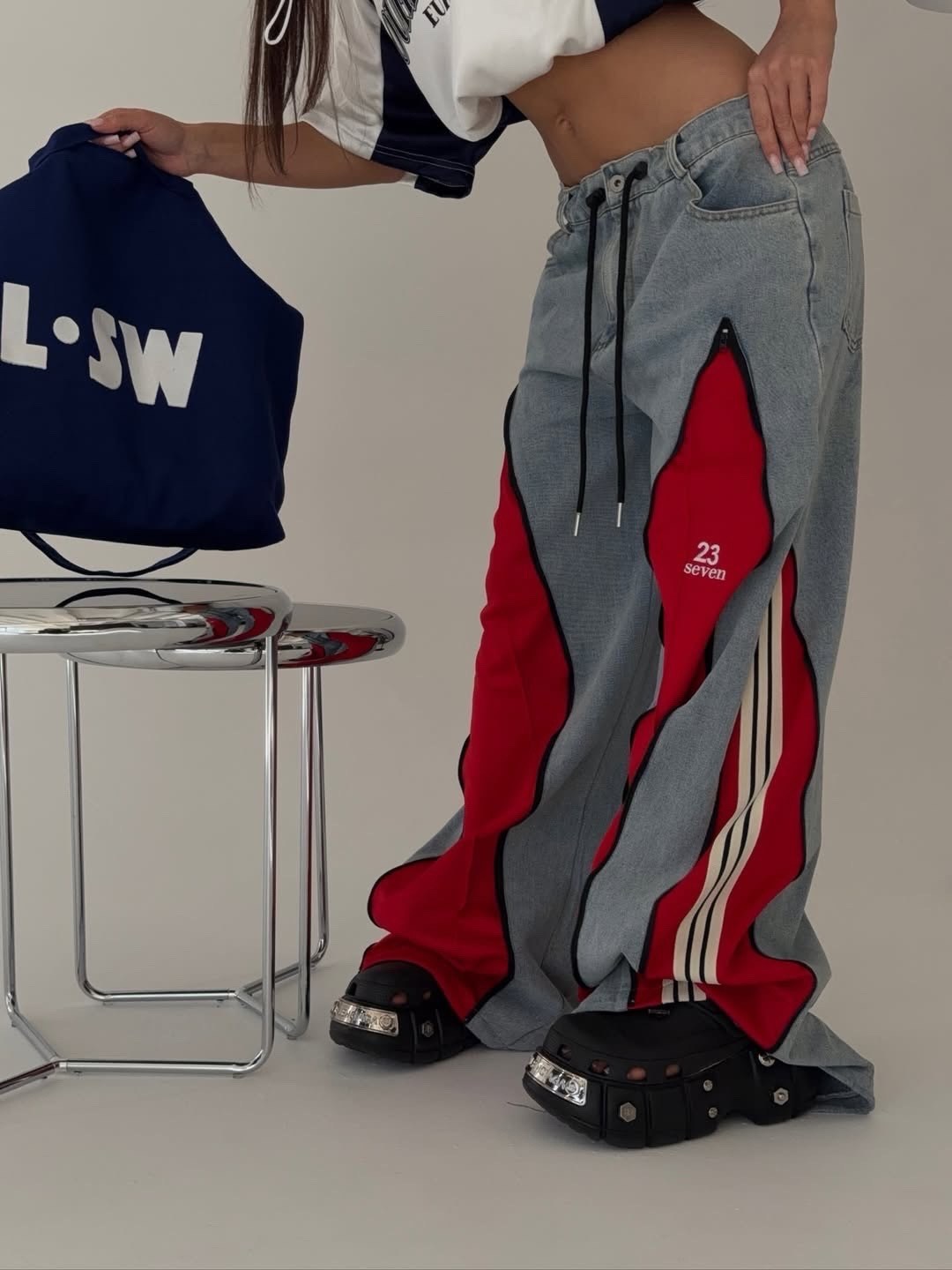 стильные костюмы,модные джинсы,стильные джинсы,спортивные джинсы