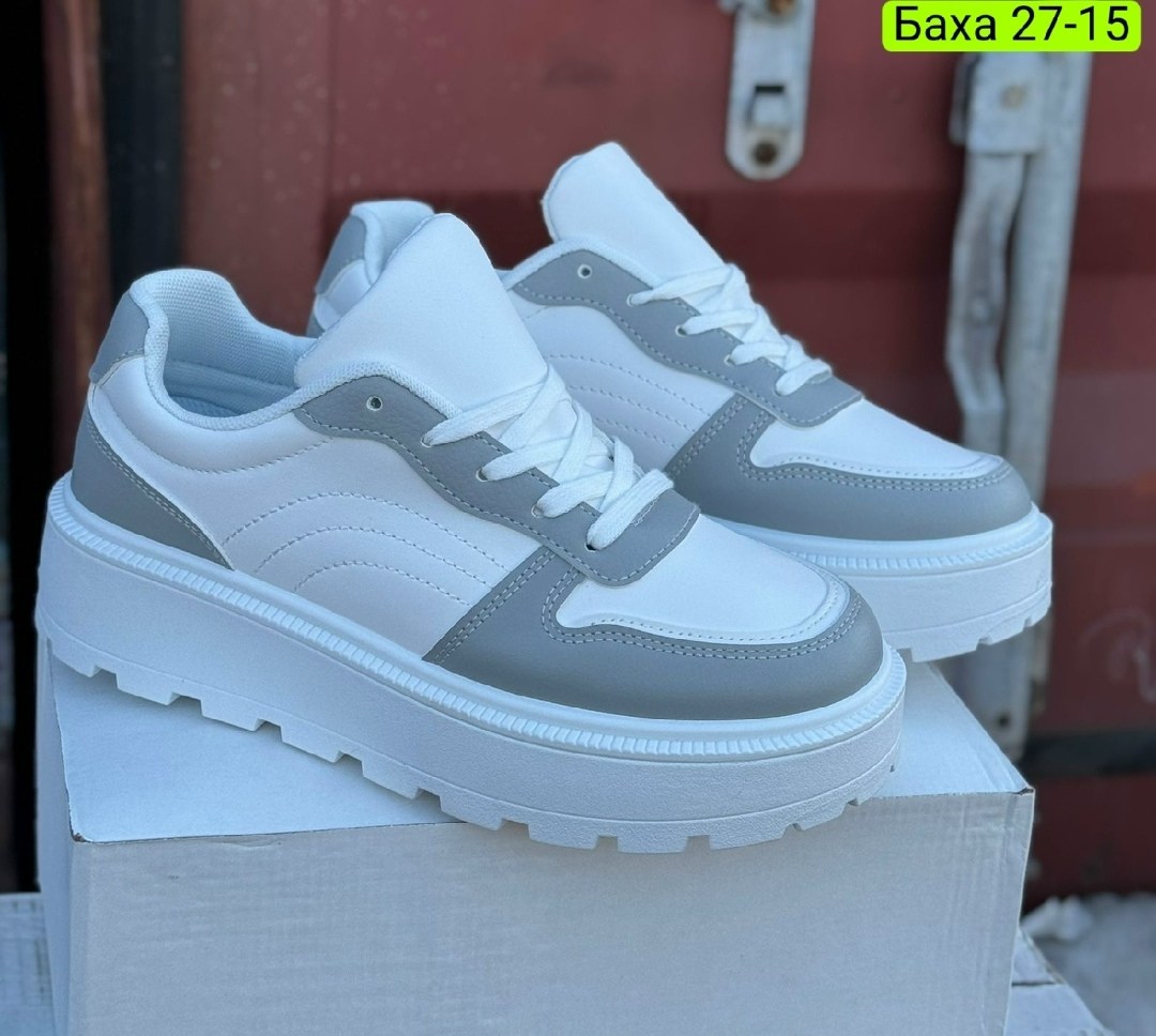 кроссовки женскиe,,кроссовки для женщин,повседневные кроссовки,кроссовки классические