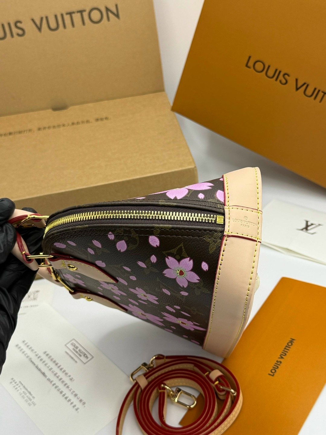 сумка louis vuitton,сумка alma bb от louis vuitton,женская сумка louis vuitton,сумка louis vuitton 25-20см реплика,женская сумка louis vuitton alma