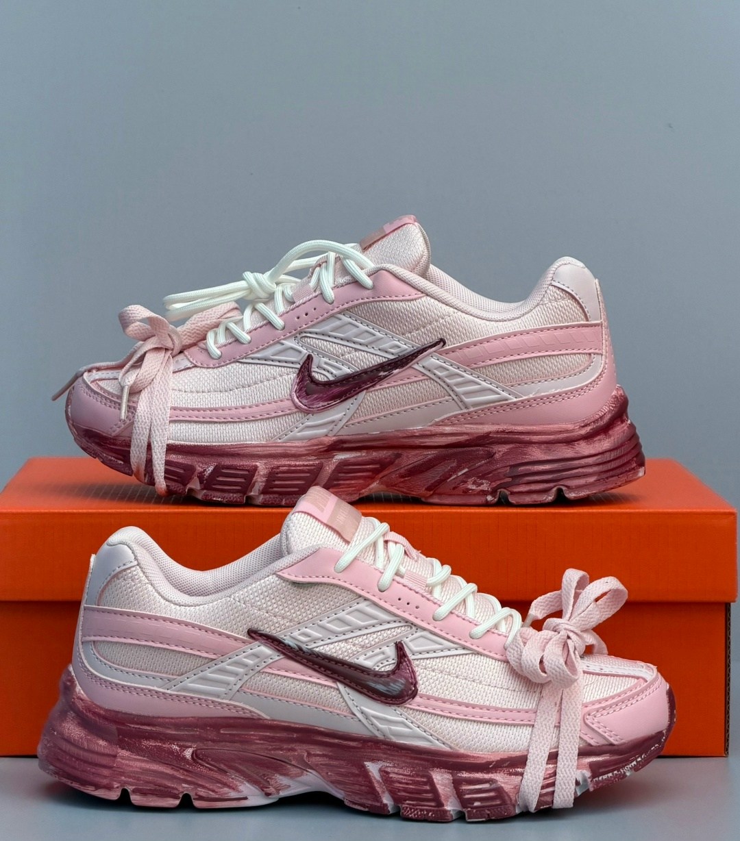кроссовки nike initiator pink,кроссовки для женщин nike initiator pink,женские кроссовки nike initiator "pink",кроссовки nike initiator pink y2k custom,кроссовки nike initiator розовые
