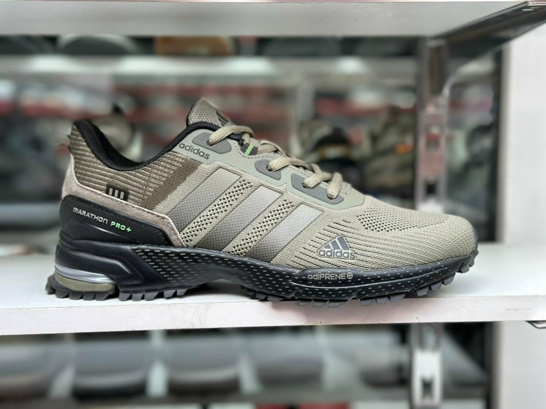 кроссовки мужские adidas,кроссовки adidas,кроссовки adidas marathon,климакул адидас 2005 кроссовки,адидас марафон кроссовки вьетнам