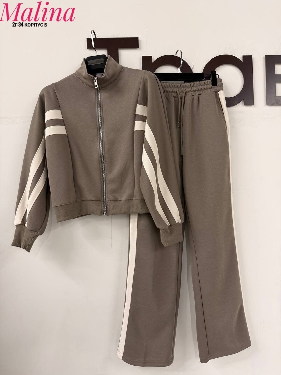 костюм адидас ориджинал женский,спортивный костюм женский,модные костюмы,спортивный костюм,костюм женские спортивные костюмы