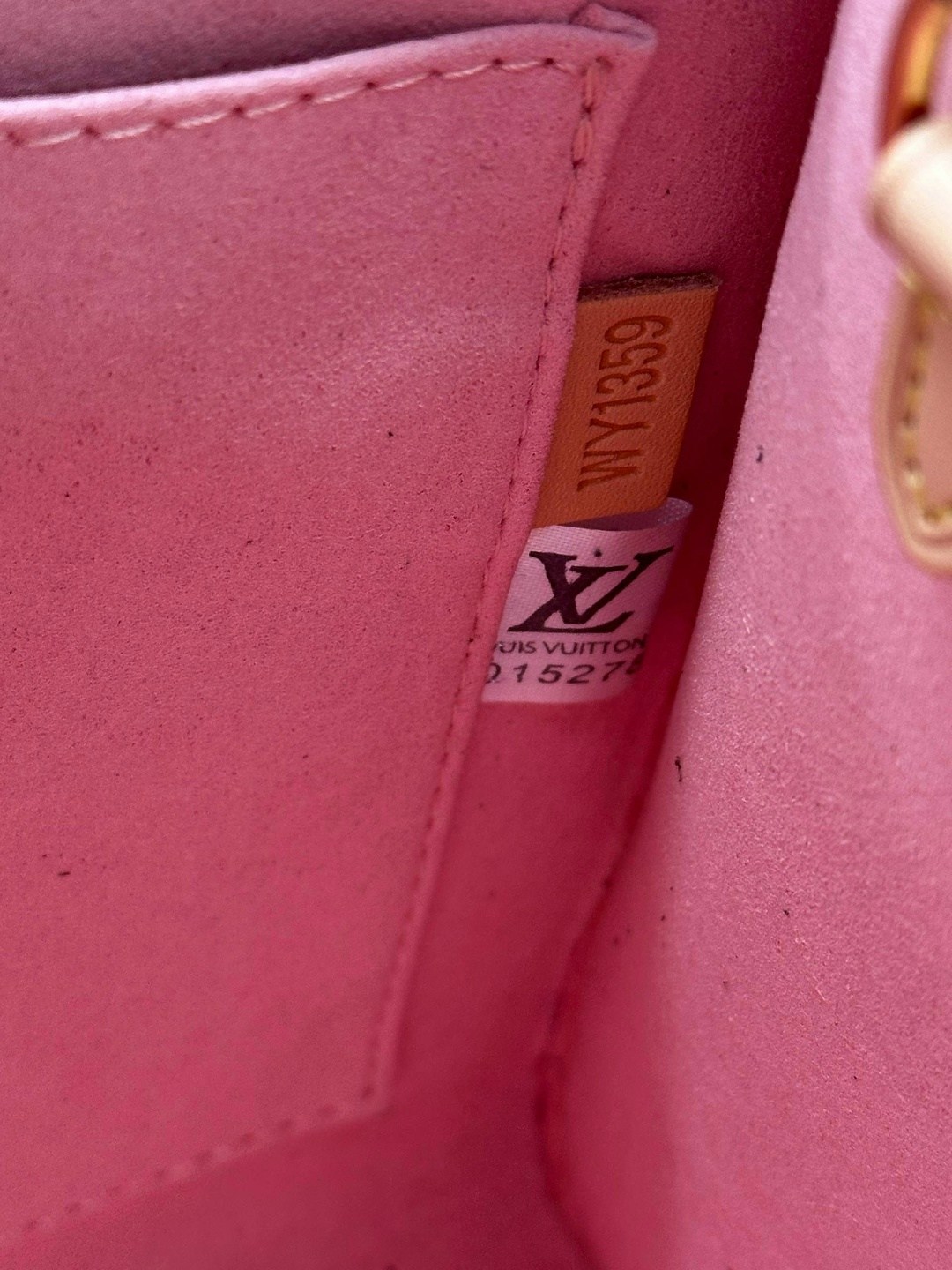 сумка женская louis vuitton,cумка louis vuitton,сумки луи виттон,сумка louis vuitton 25-20см реплика,сумка луи виттон с сакурой