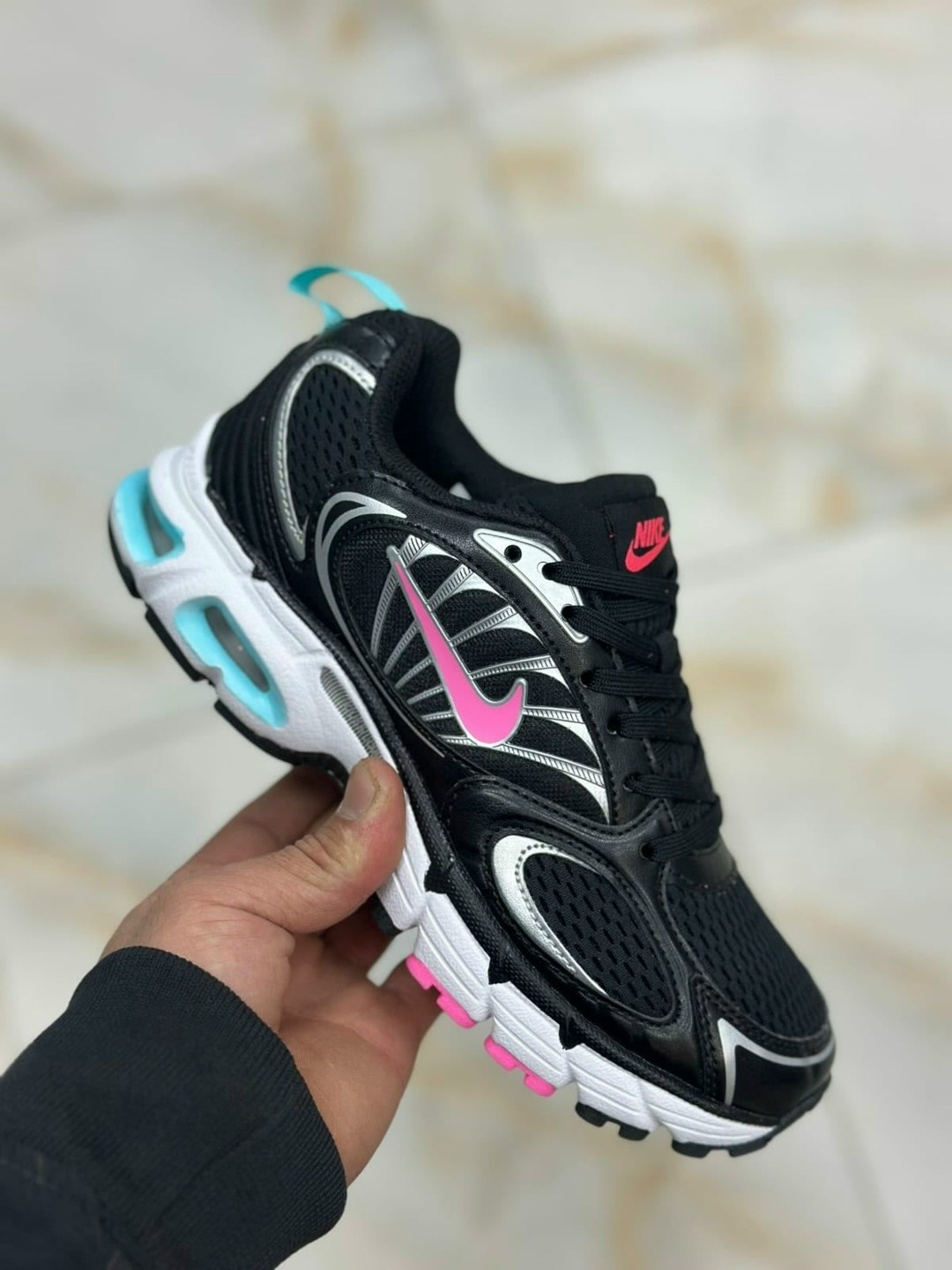 nike низкие массивные кроссовки air max moto 2k женские розовые,кроссовки nike zoom vomero 5,кроссовки nike air zoom vomero 5,кроссовки nike air zoom vomero 5 цвет серый,кроссовки