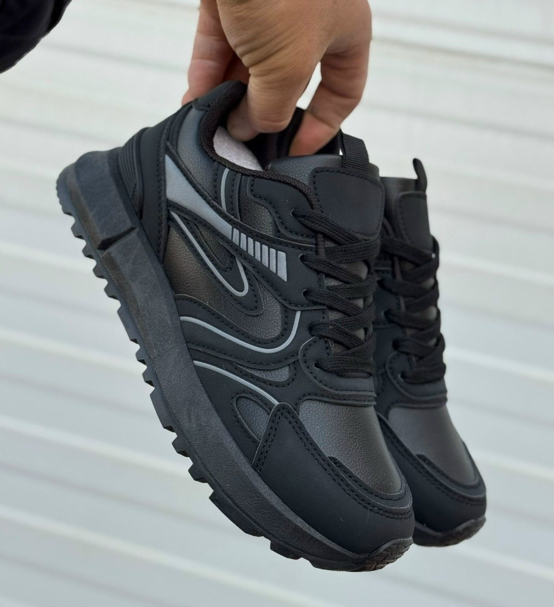 кроссовки,кроссовки черные,кроссовки sprandi,повседневные кроссовки,мужские кроссовки