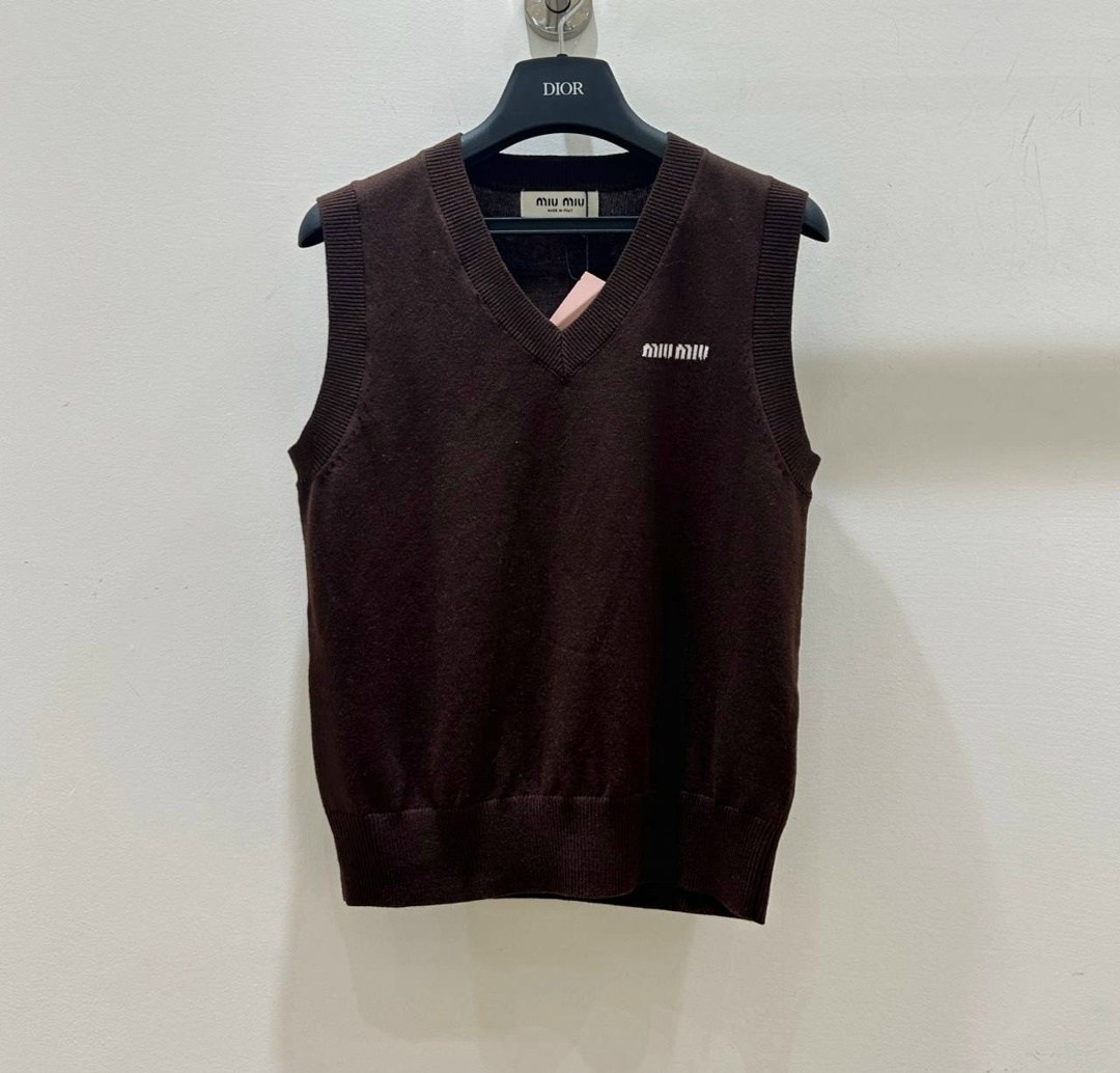 трикотажный жилет,wool sweater,жилет вязаный,жилет,sweater vest