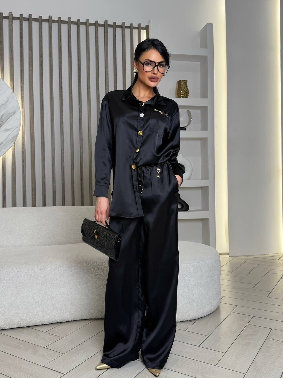 костюм в пижамном стиле из премиального шелка черный,брючный костюм,костюм с брюками,шелковый костюм,шелковый брючный костюм
