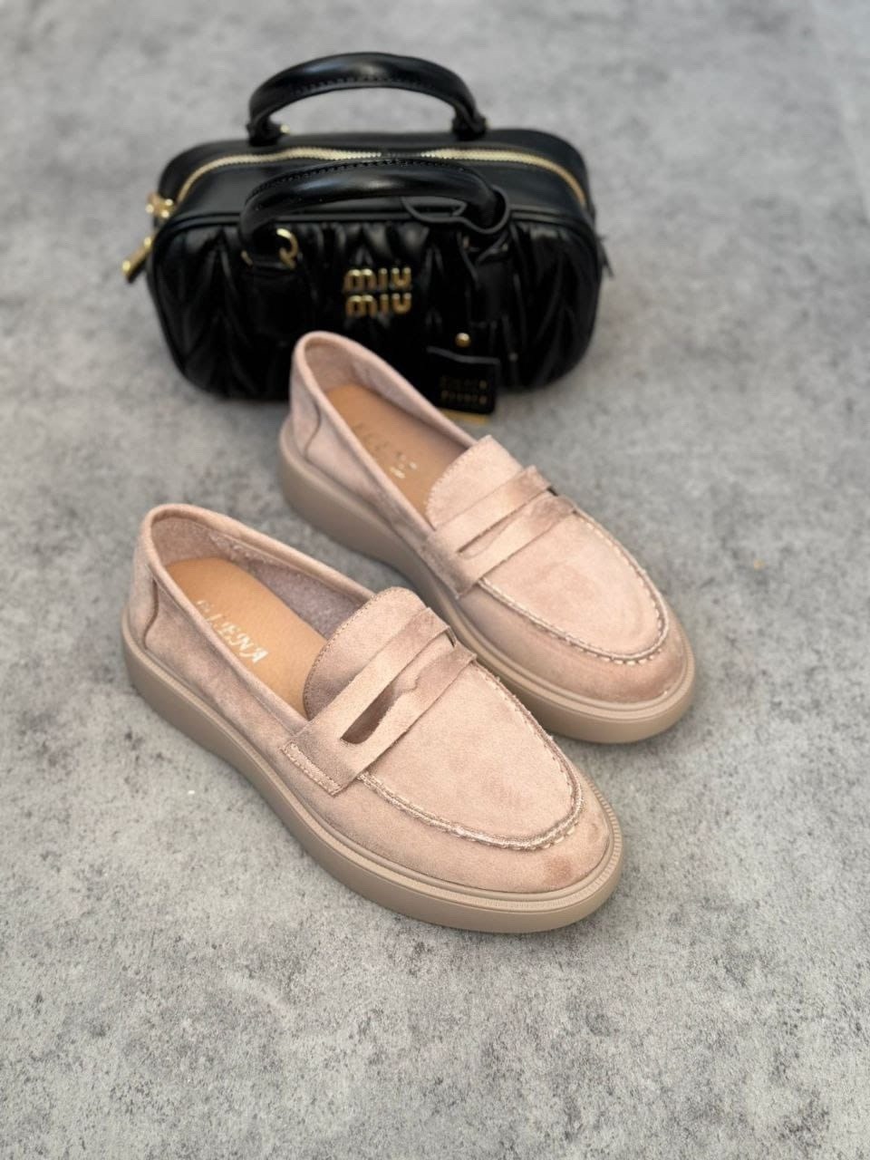 ,лоферы замш,лоферы женские,бежевые лоферы,женские мокасины