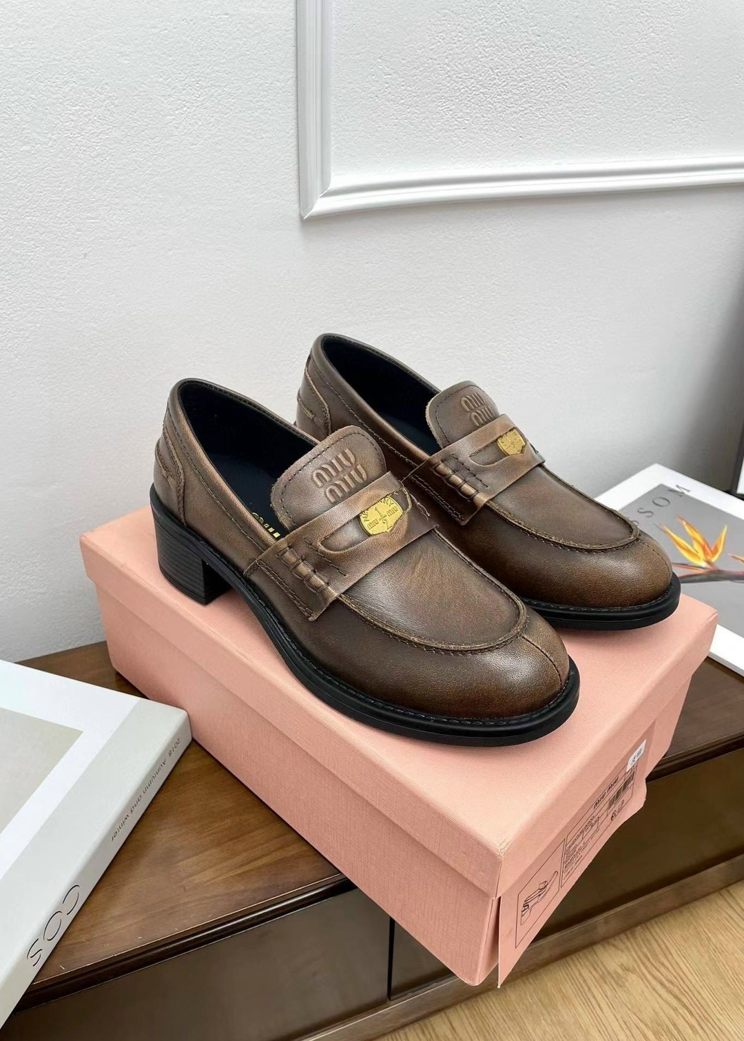 ,лоферы женские,лоферы селин,женская ,лоферы miu miu