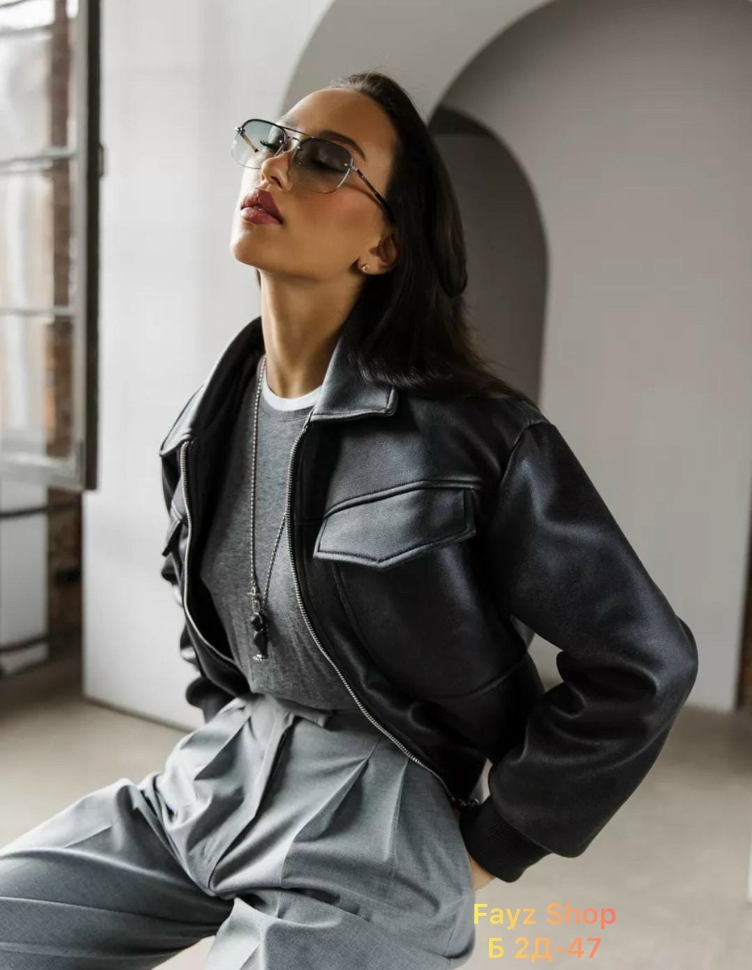 кожаная куртка бомбер женская,кожаная куртка,куртка кожаная женская,куртка бомбер кожаная,куртка бомбер