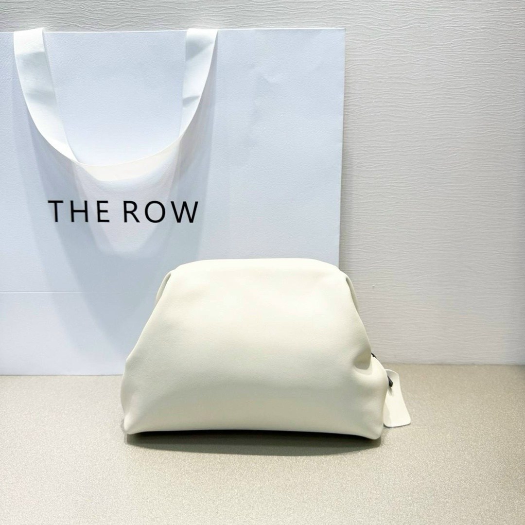 белый клатч,клатч,женская сумка bottega veneta,сумки клатч,белая сумка