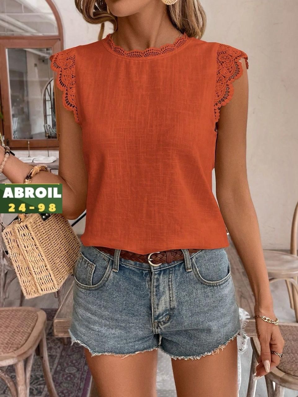 блузка с кружевными вставками,блузка с кружевами,повседневная блуза,модная блузка,блузка с оборками