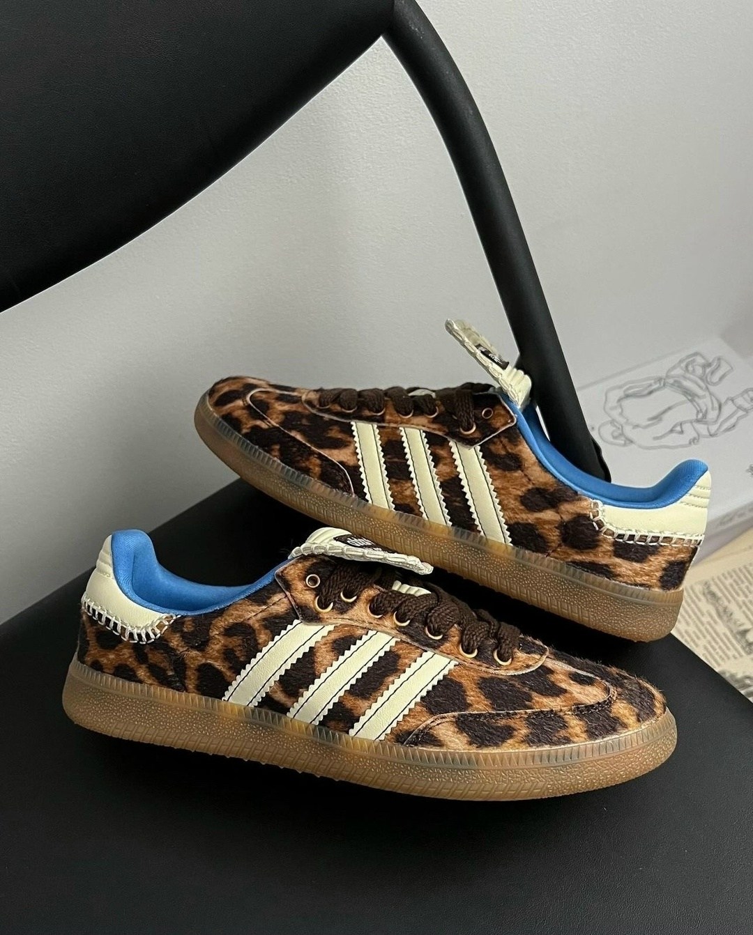 кроссовки адидас леопардовые,,кроссовки adidas,adidas samba leopard,леопардовые кроссовки