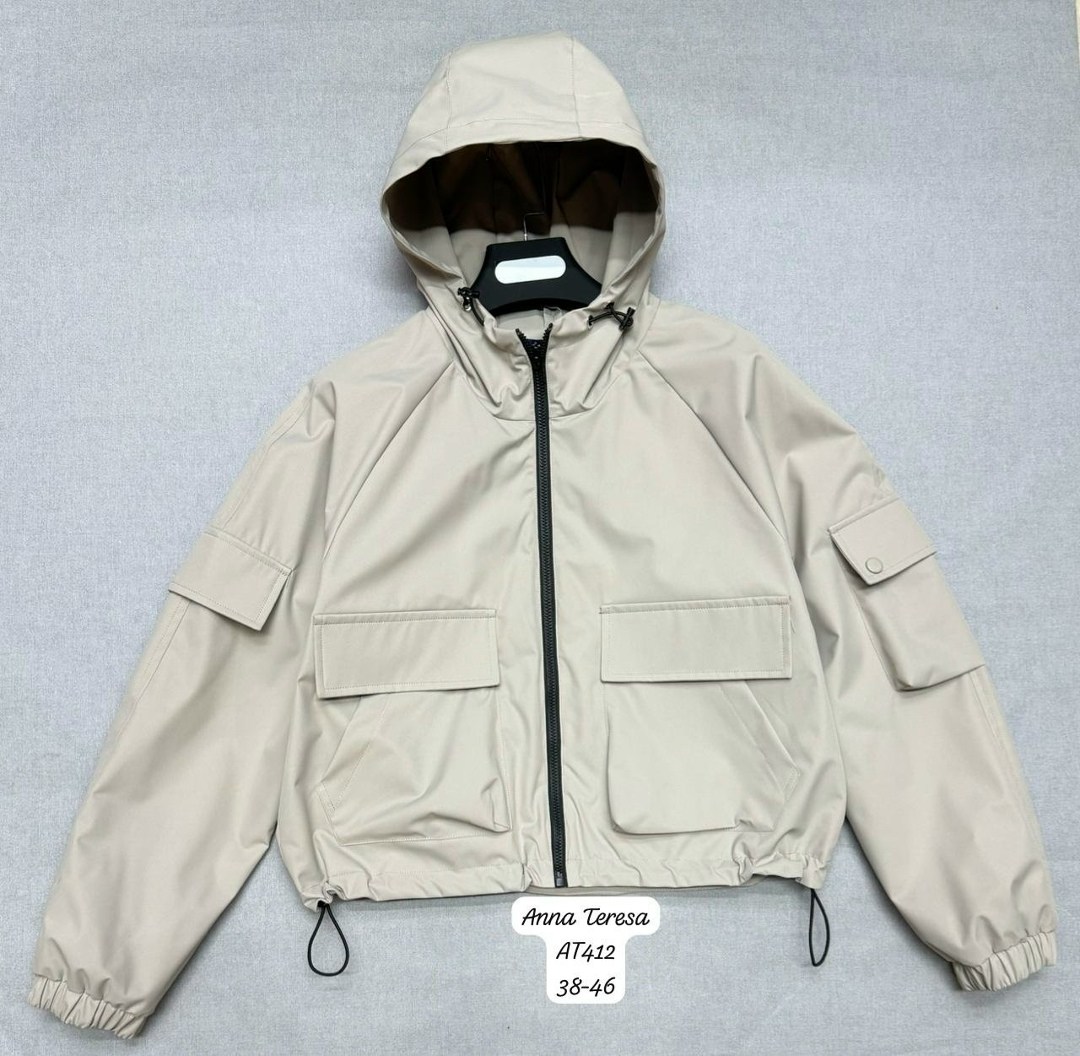 демисезонная куртка,ветровка,куртка женская,модная куртка,легкая куртка