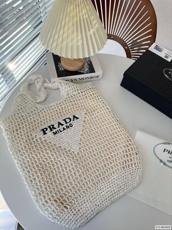 сумки вязаные крючком,плетеная сумка прада,вязаная сумка prada 2026,плетеная сумка,раффия сумка тоут prada