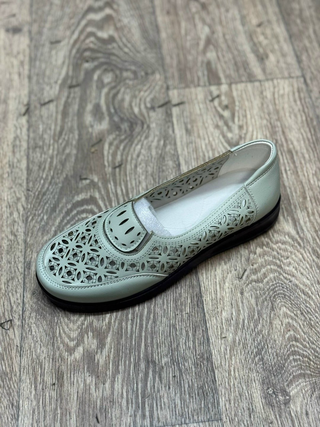 ,туфли женские, женская,мокасины,туфли с перфорацией