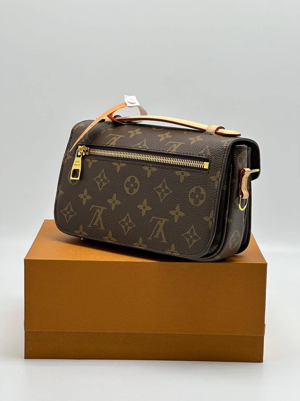 сумка louis vuitton женская,louis vuitton сумка,сумка louis vuitton pochette metis,сумка louis vuitton pochette metis east west,сумка на плечо louis vuitton