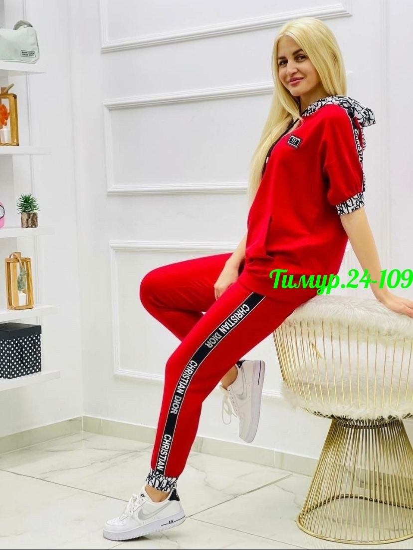 женские костюмы спортивные,костюм спортивные женские костюмы,костюм спорт шик,спортивные костюмы,костюм женский