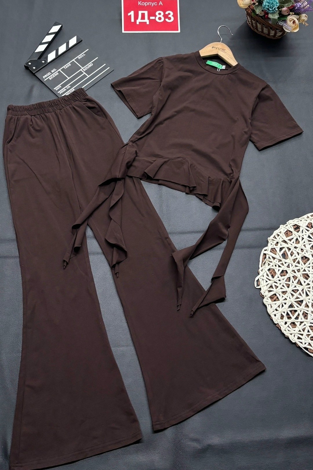 брючный костюм с баской,костюм с баской,костюм брючный,костюм с брюками,женский брючный костюм