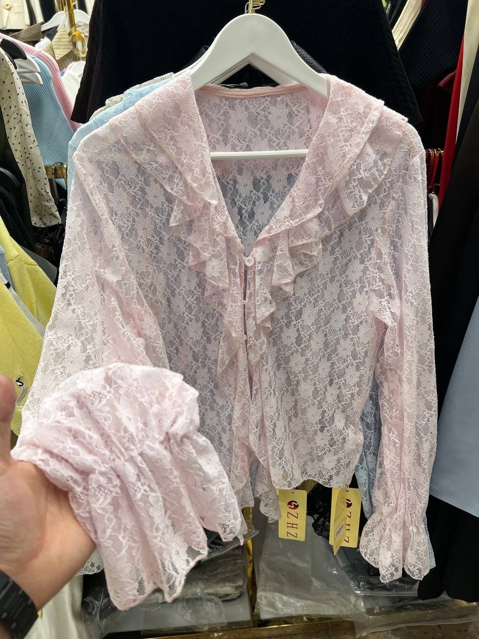 блузка с кружевами,блузка с оборками,кружевная блузка,нарядная блузка,блузка модная