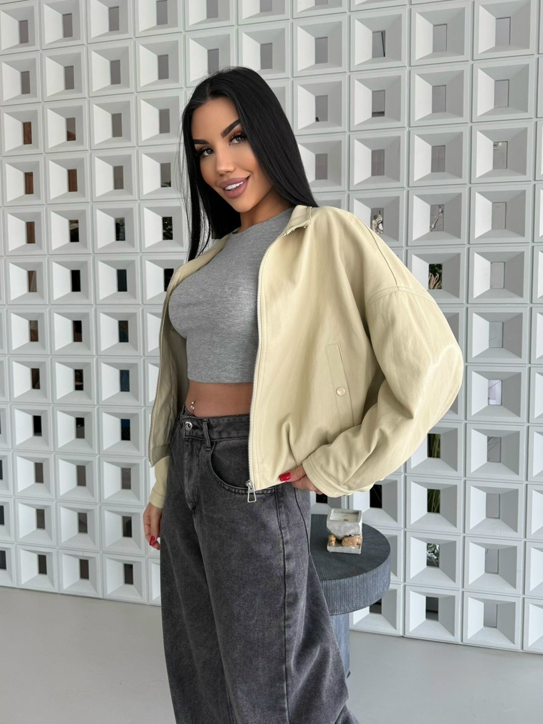 стильные куртки,куртка,легкая куртка,женская куртка,куртка бомбер женская