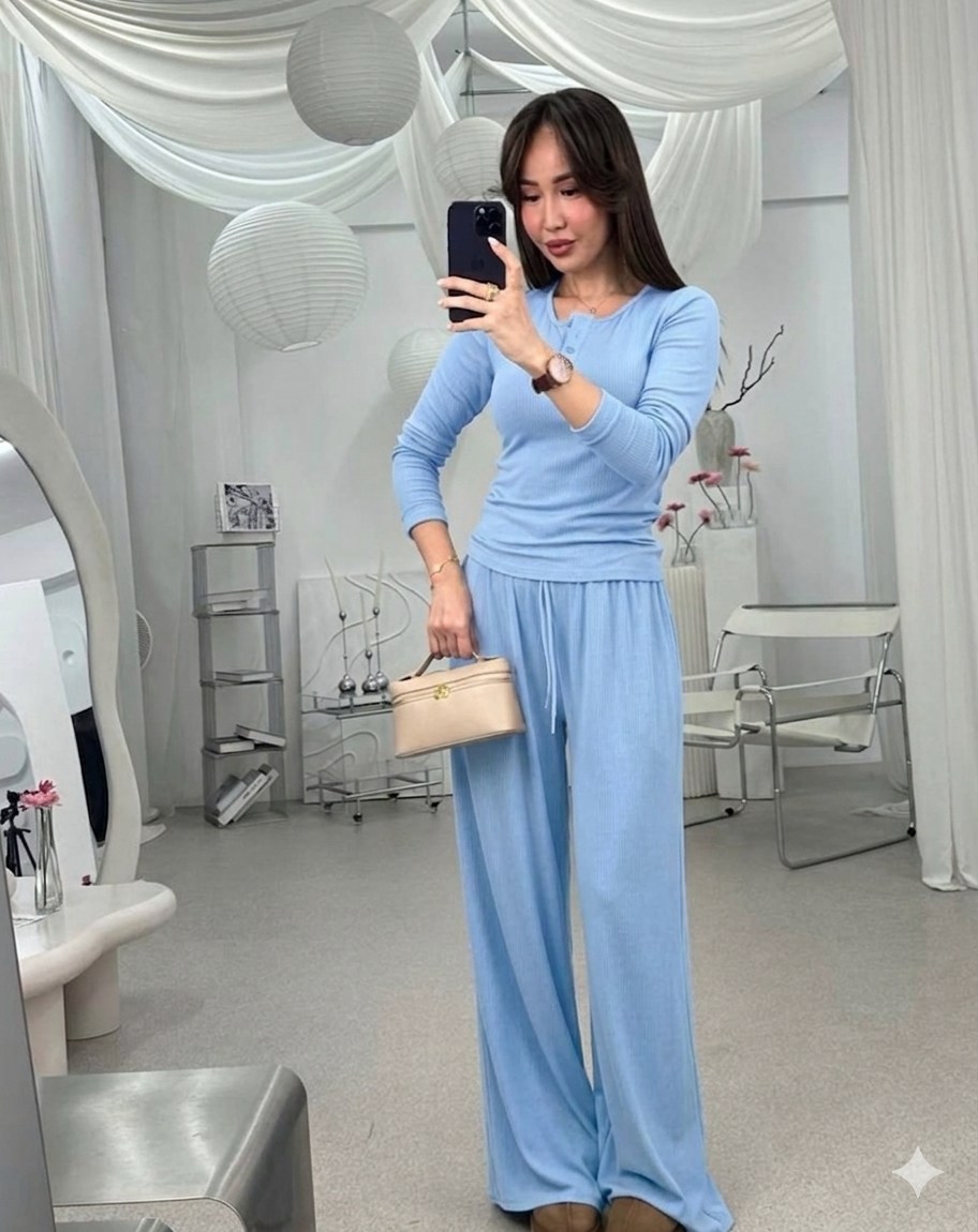 трикотажный костюм,женские костюмы,костюм двойка женский,костюм женский с капри