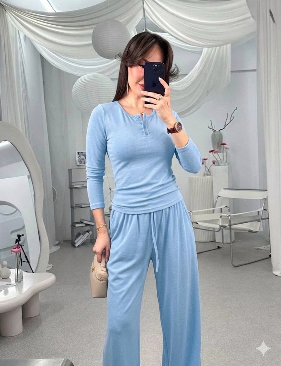 трикотажный костюм,женские костюмы,костюм двойка женский,костюм женский с капри