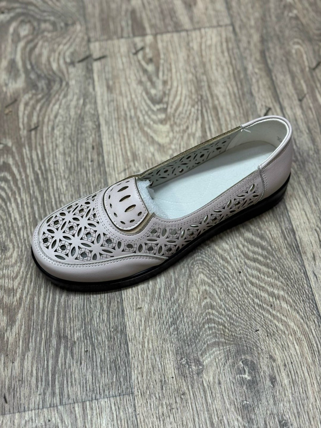 ,туфли женские, женская,мокасины,туфли с перфорацией