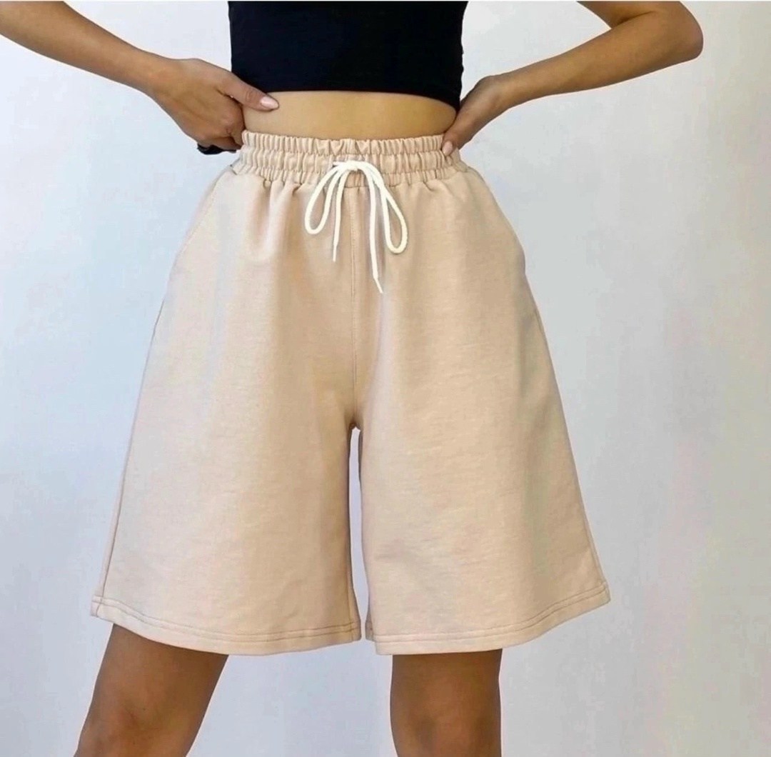 женские шорты,шорты белые,удлиненные шорты свободного покроя,шорты женские белые,шорты бриджи