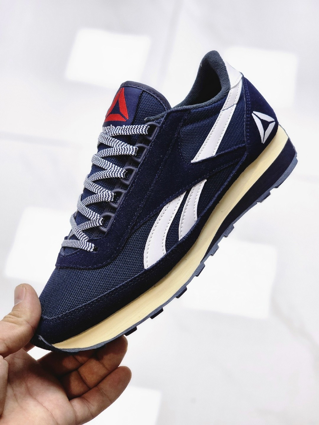 кроссовки reebok,мужские кроссовки reebok,кроссовки reebok classic,кроссовки мужские reebok classic,кроссовки