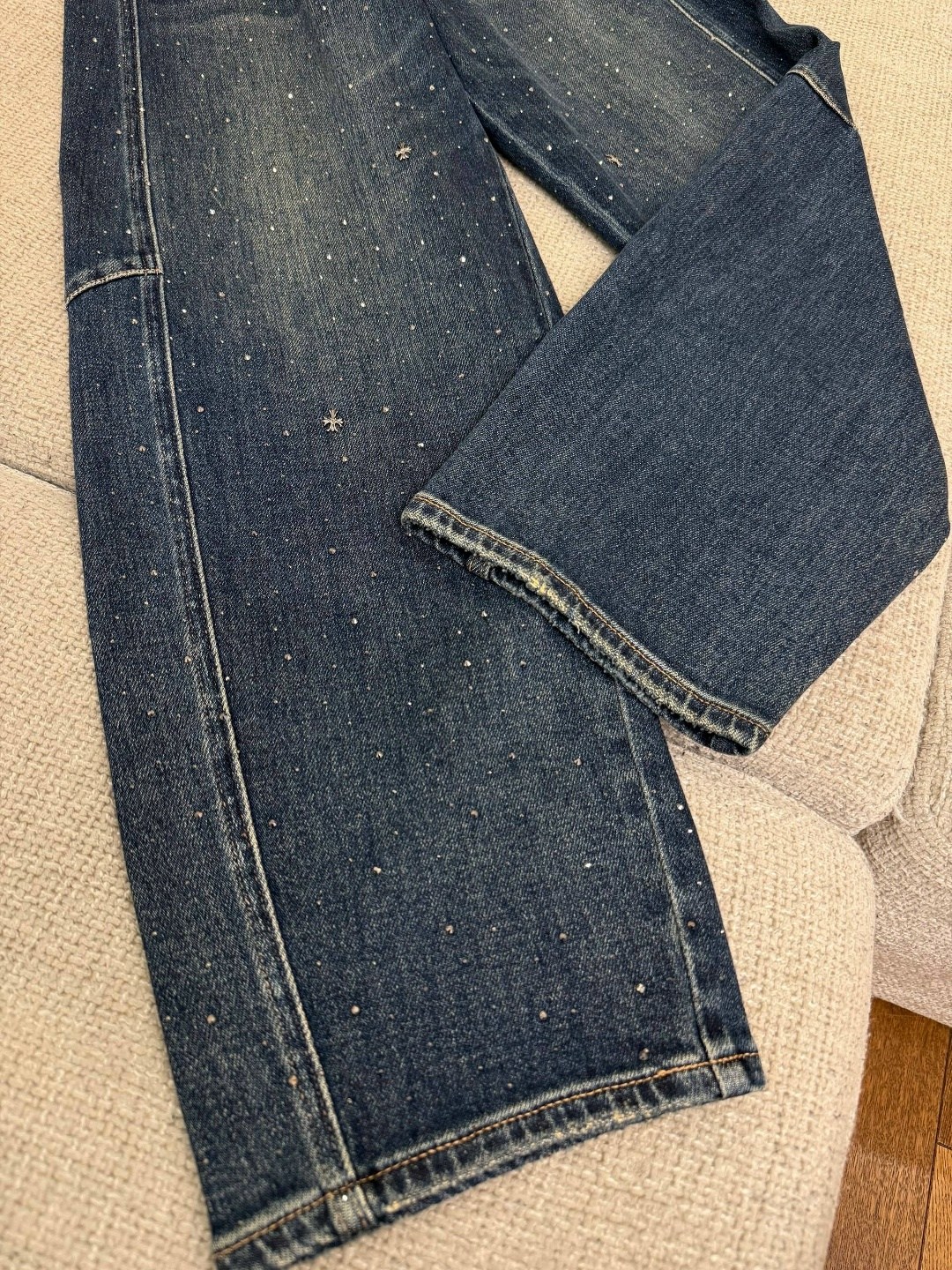 джинсы женские,джинсы брюки,джинсы со стразами,джинсовые брюки,широкие джинсы