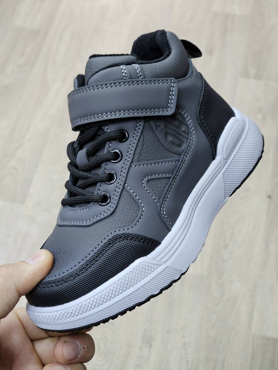 ,кроссовки мальчику,кроссовки закрытые,детская ,спортивная