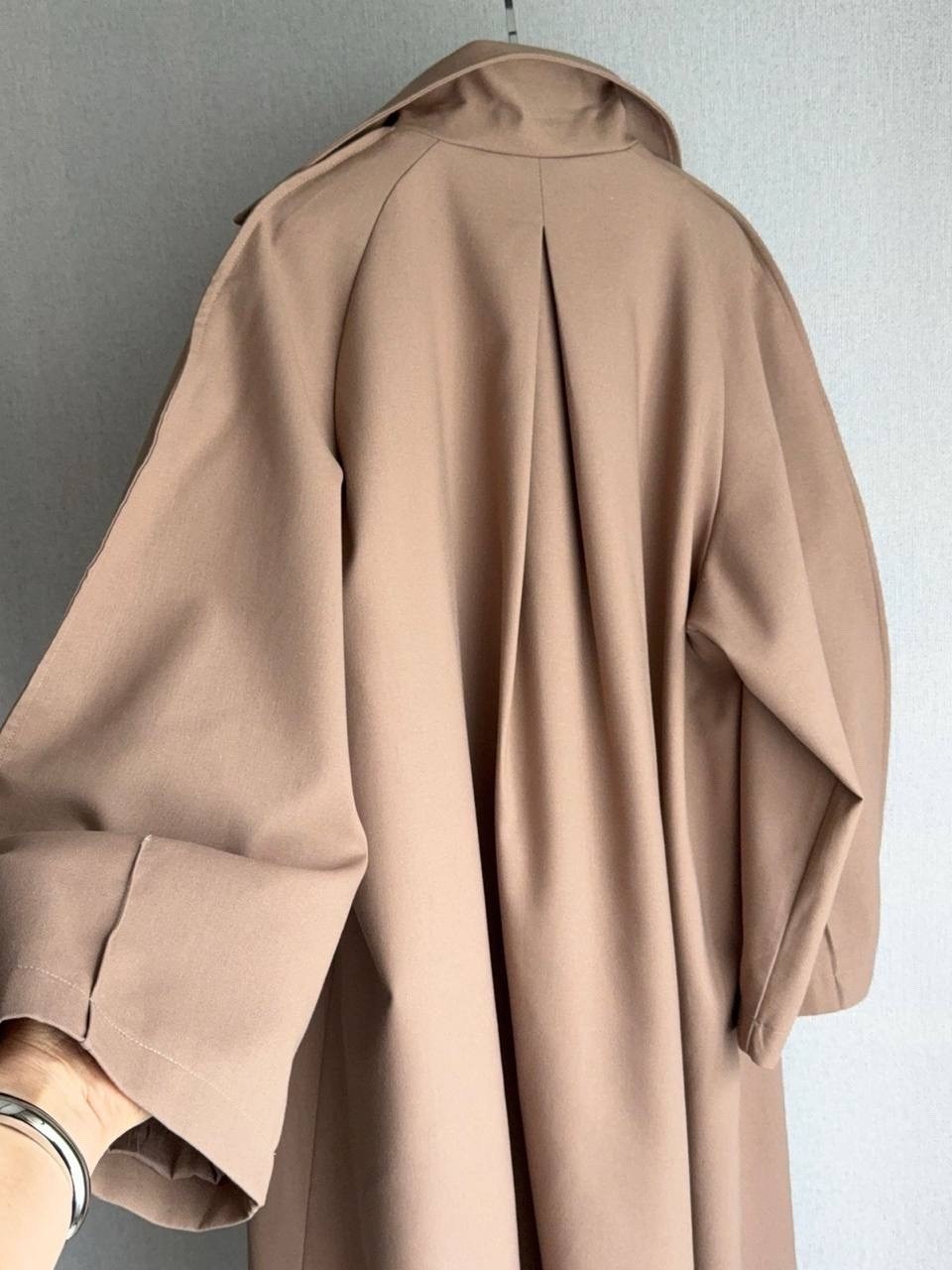 тренч оверсайз,плащ оверсайз,стиль одежды,женские плащи